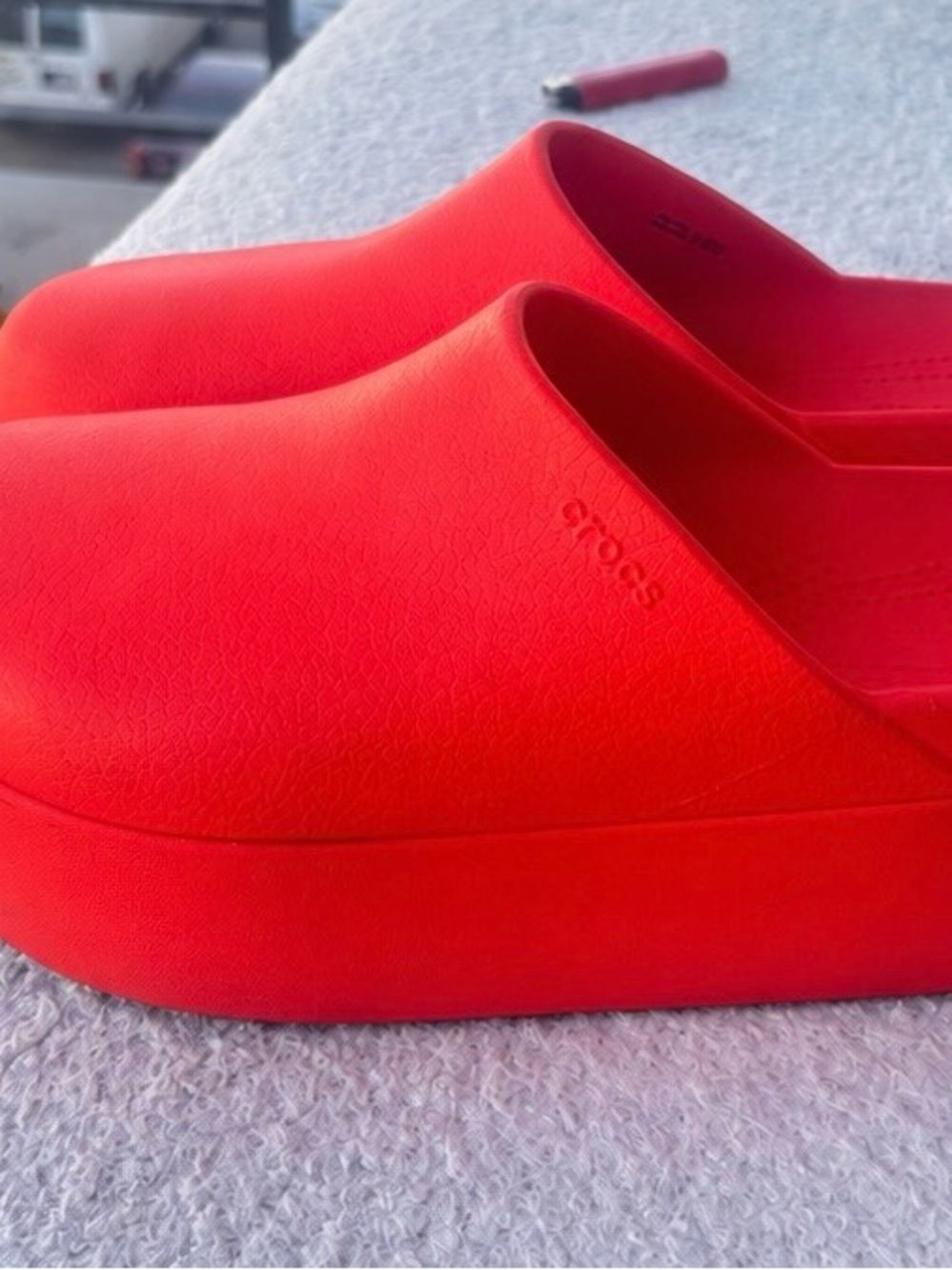 CROCS Dylan Platform Clogs Lava Women’s Size 10 - Picture 3 of 5